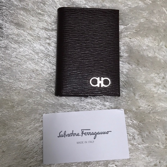 Salvatore Ferragamo Other - Men’s Ferragamo Pebble Calf Leather Card Holder